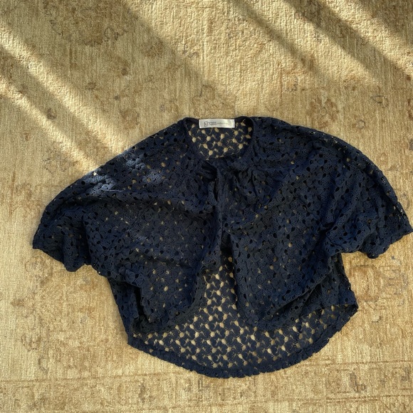 Navy blue shrug. Size S. - Picture 2 of 9